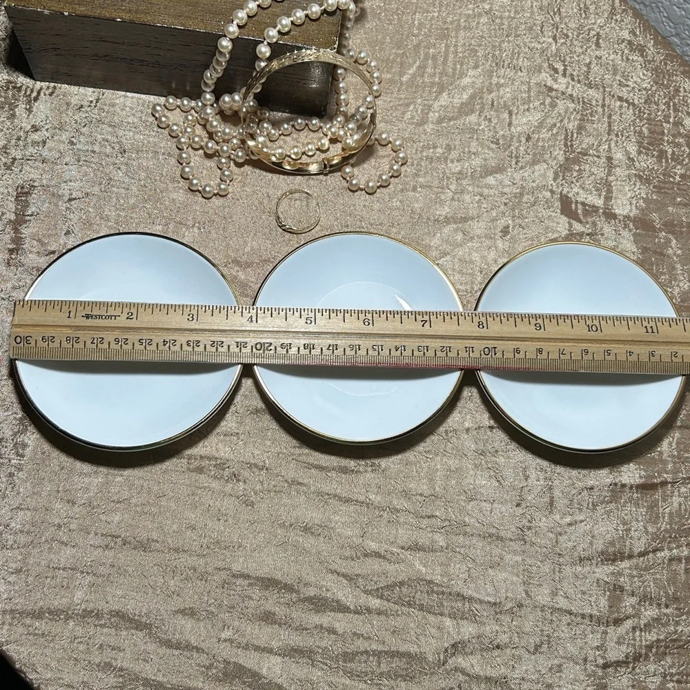 Pandora White and Gold Jewelry Holders (Set of 3 Pieces)